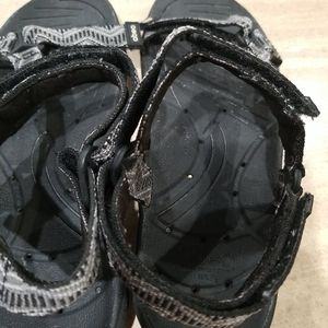 Abeo Womens  escape  H2O sandals